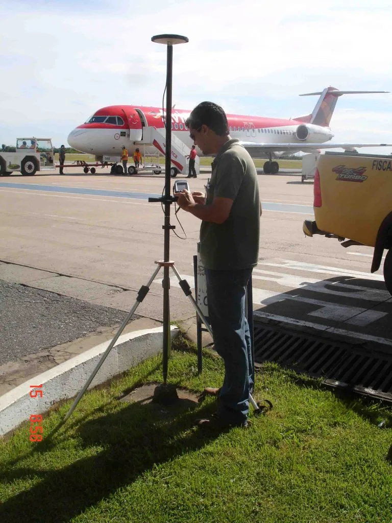 levantamento planialtimétrico com RTK