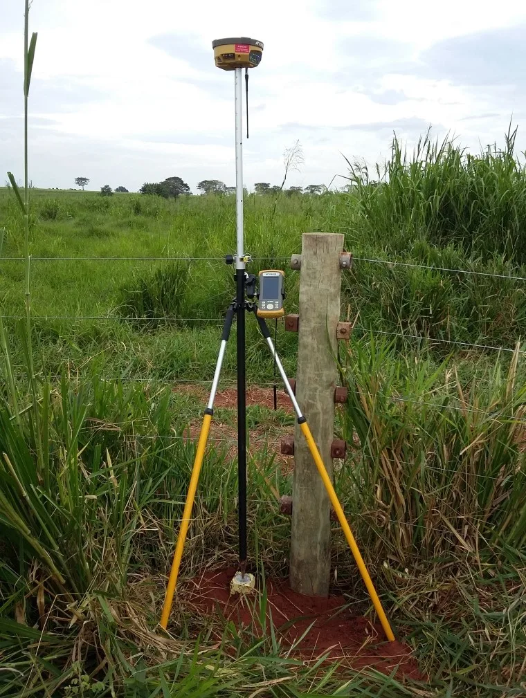 levantamento planialtimétrico com RTK