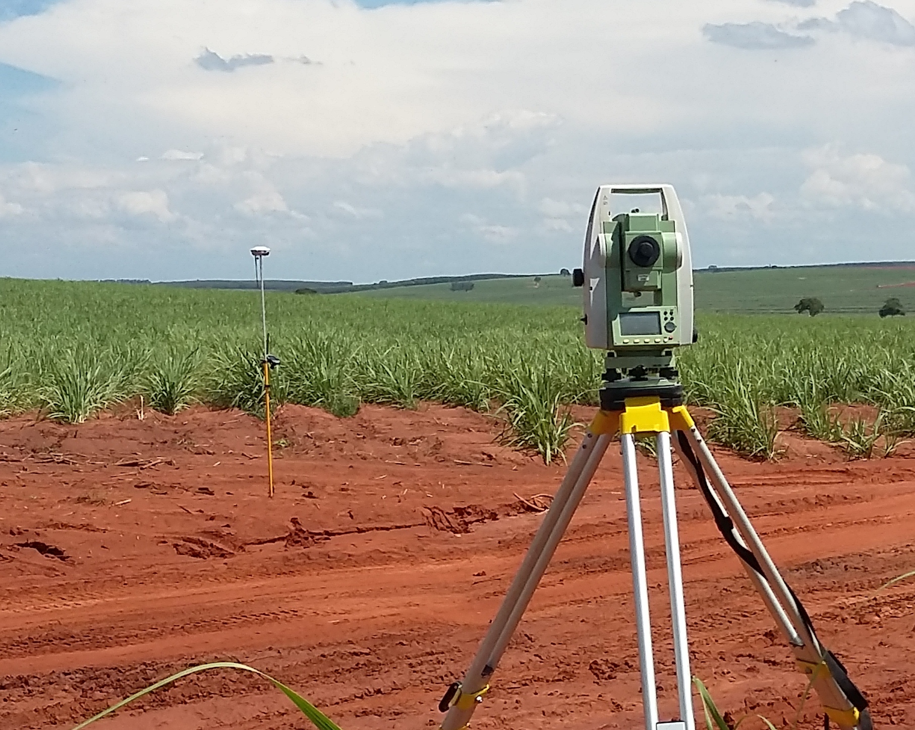 Levantamento Planialtimétrico Cadastral